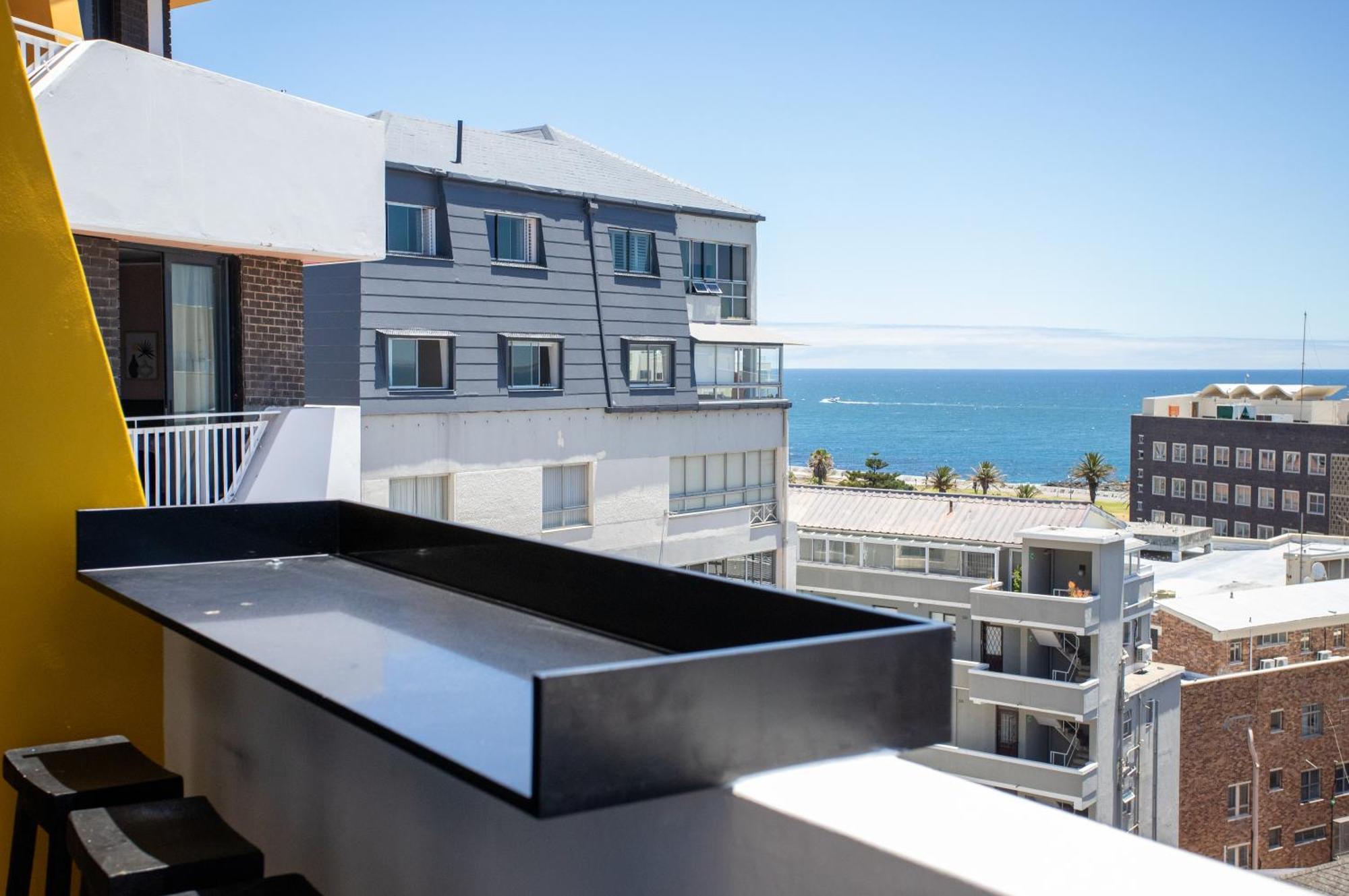 Eighty2 On M Luxury Ocean View Apartment Cape Town Exterior photo