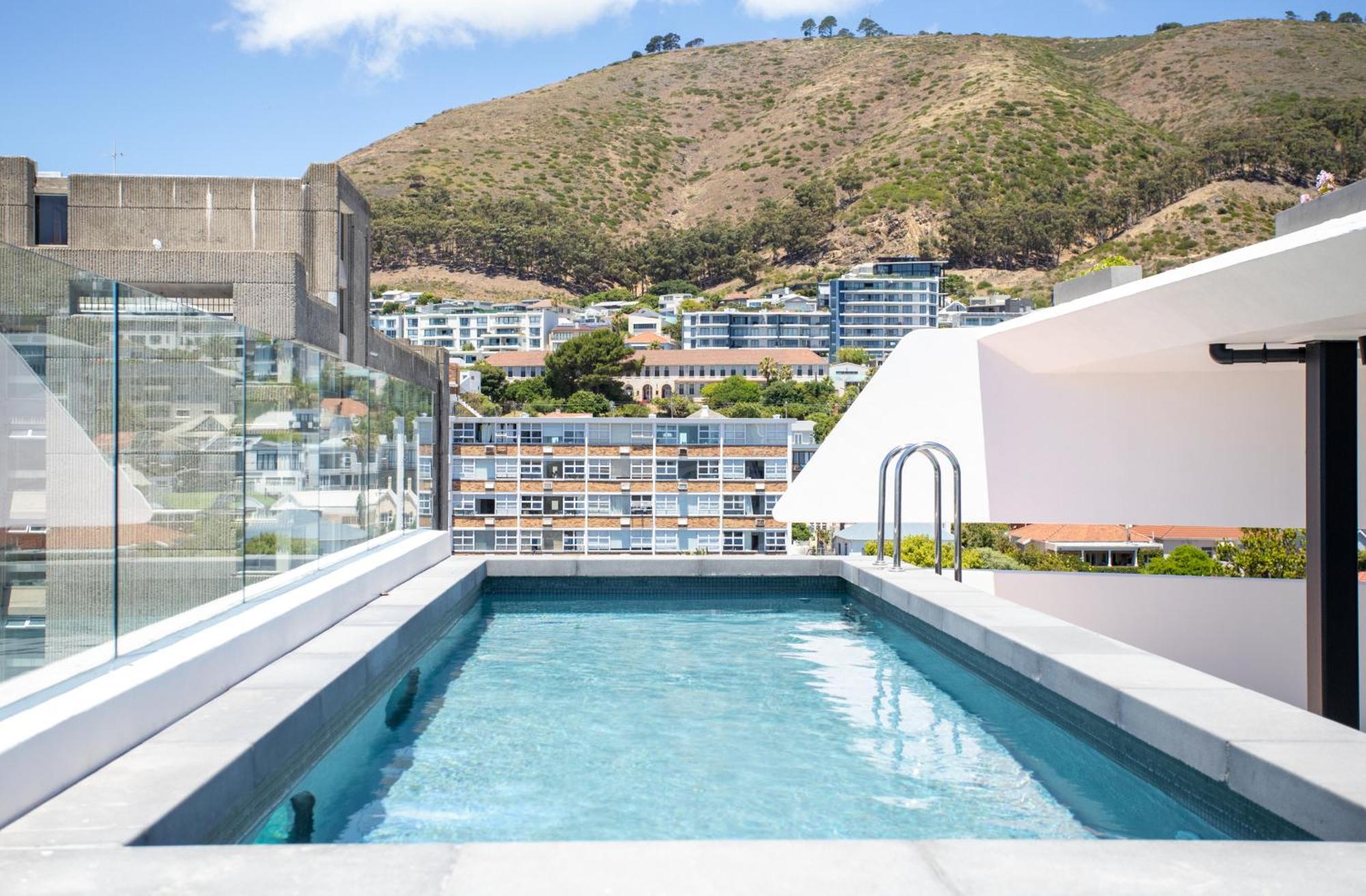 Eighty2 On M Luxury Ocean View Apartment Cape Town Exterior photo