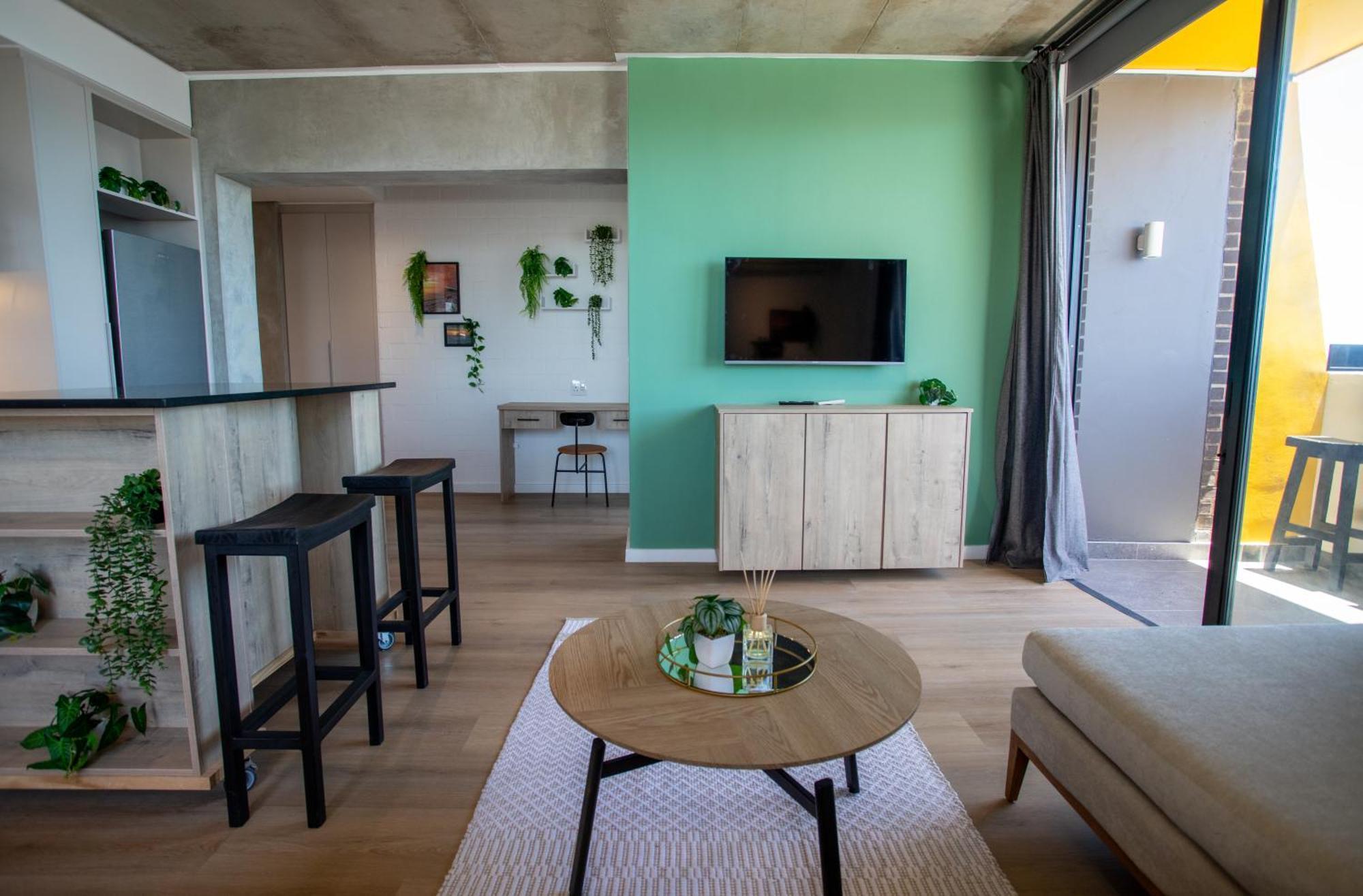 Eighty2 On M Luxury Ocean View Apartment Cape Town Exterior photo
